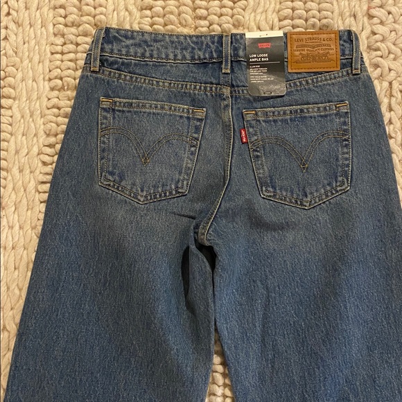 Levi’s Low Loose Jean 25 x 32 0028 - Picture 8 of 10